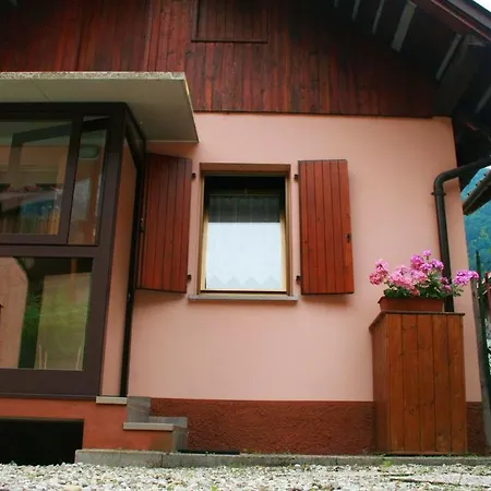 Charming House In Pontebba, Mountain View, Enclosed Garden *