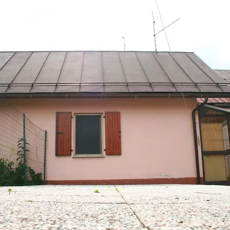Charming House In Pontebba, Mountain View, Enclosed Garden Holiday home