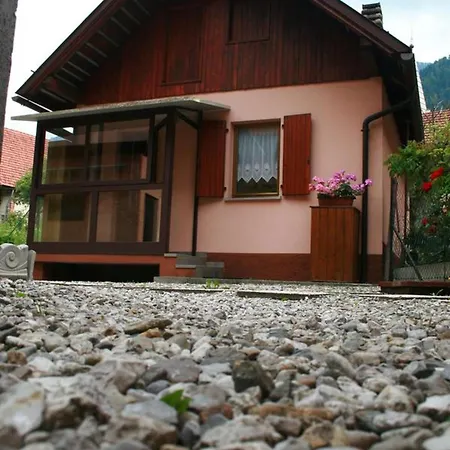 Charming House In Pontebba, Mountain View, Enclosed Garden Holiday home