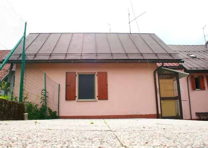 Charming House In Pontebba, Mountain View, Enclosed Garden Nyaraló Pontebba